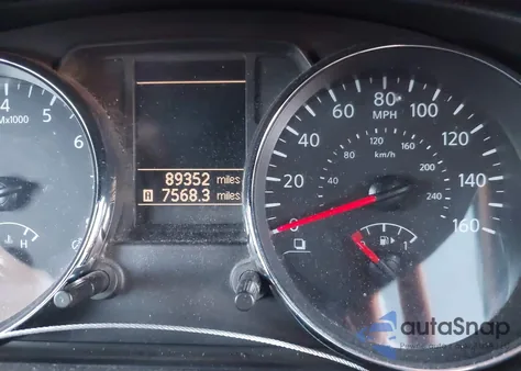 2015 Nissan Rogue Select S z USA, uszkodzony, nr VIN JN8AS5MT6FW165416